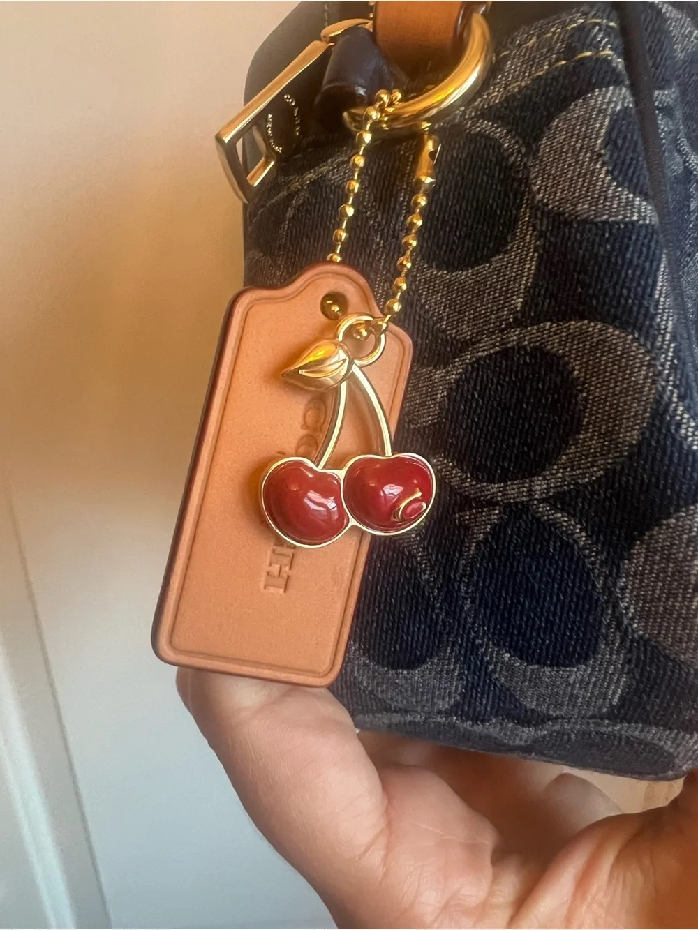Coach Demin Camera Bag with small cherry charm (see photo) - Picture 4 of 5